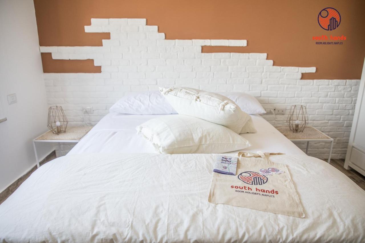 South Hands Napoli Ngoại thất bức ảnh