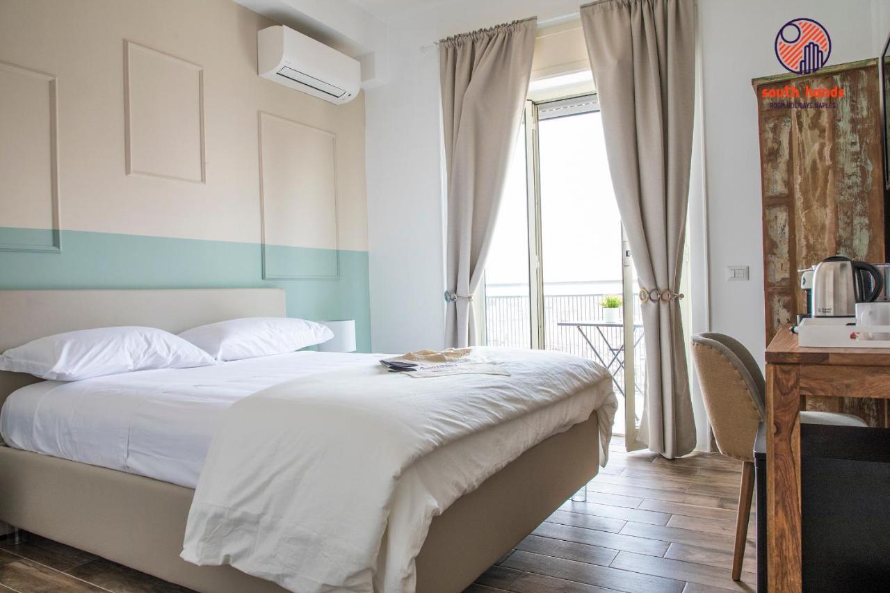 South Hands Napoli Ngoại thất bức ảnh